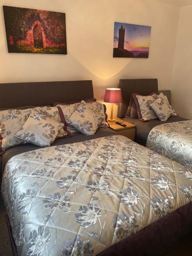 Luxury Portrush Holiday Homes - The Green, Portrush Sleeps 12 - 5 Bedrooms Ngoại thất bức ảnh