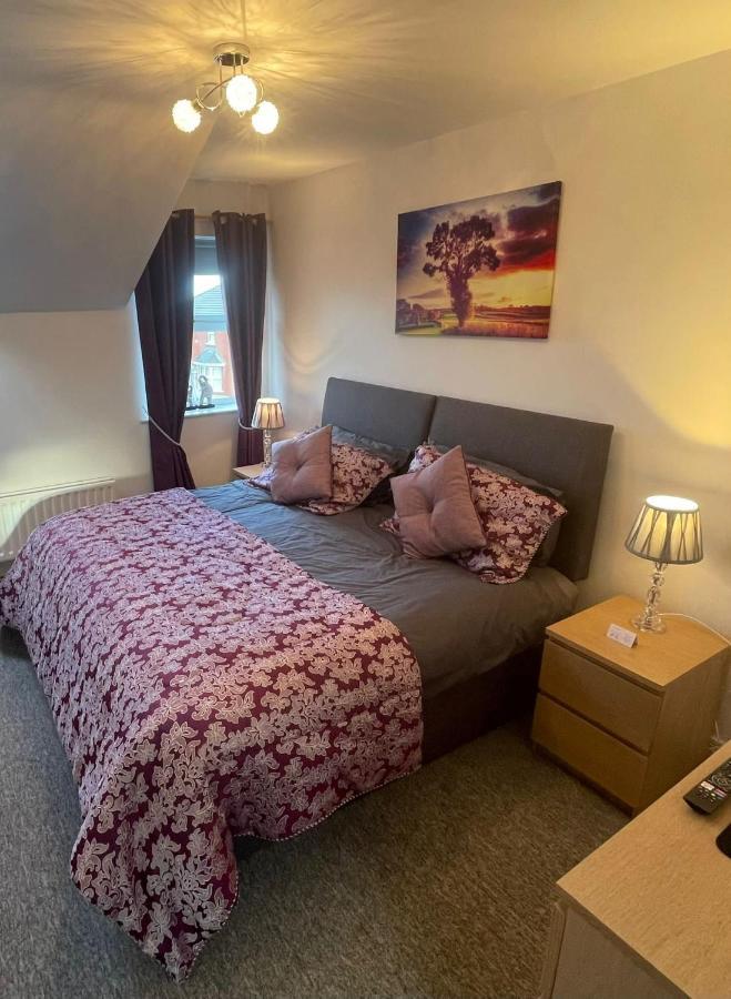 Luxury Portrush Holiday Homes - The Green, Portrush Sleeps 12 - 5 Bedrooms Ngoại thất bức ảnh
