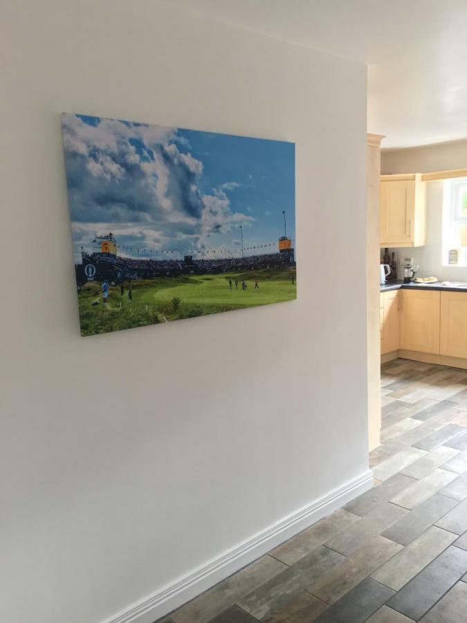 Luxury Portrush Holiday Homes - The Green, Portrush Sleeps 12 - 5 Bedrooms Ngoại thất bức ảnh