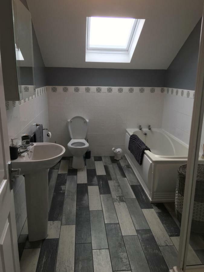 Luxury Portrush Holiday Homes - The Green, Portrush Sleeps 12 - 5 Bedrooms Ngoại thất bức ảnh